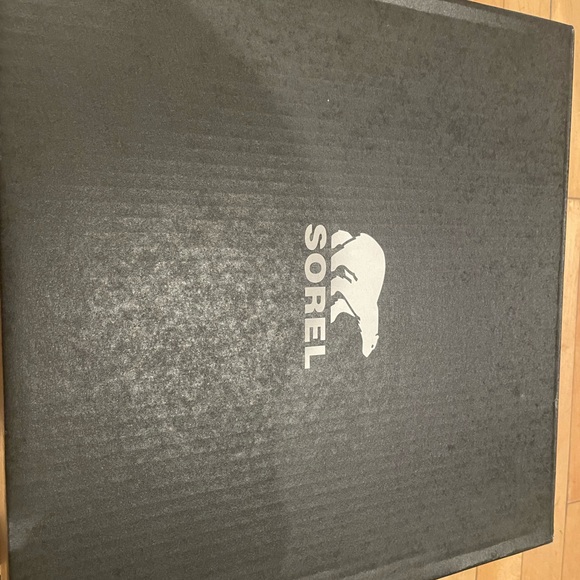 Sorel boots - Picture 5 of 5